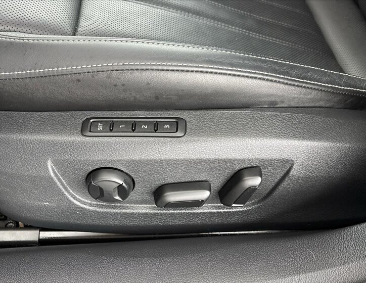 Škoda Superb Kombi 2,0 l 147 kw