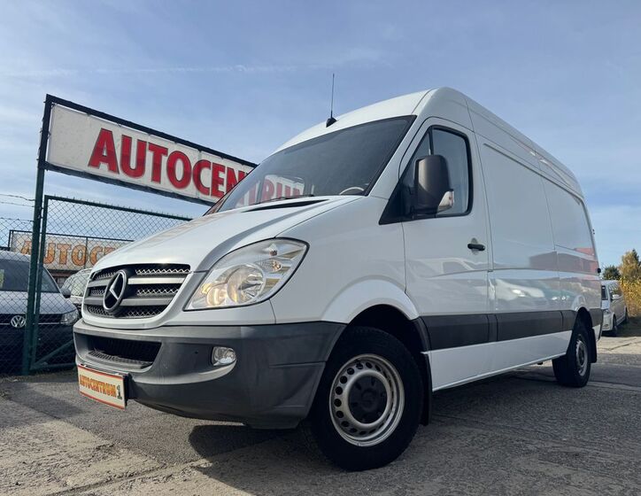 Mercedes-Benz Sprinter 1
