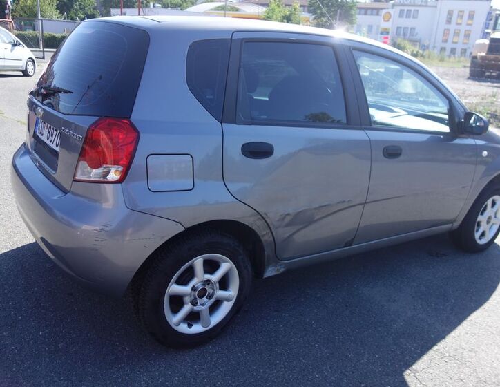 Chevrolet Aveo 9
