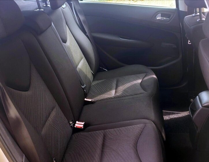 Peugeot 308 Kombi 1,6 l 80 kw