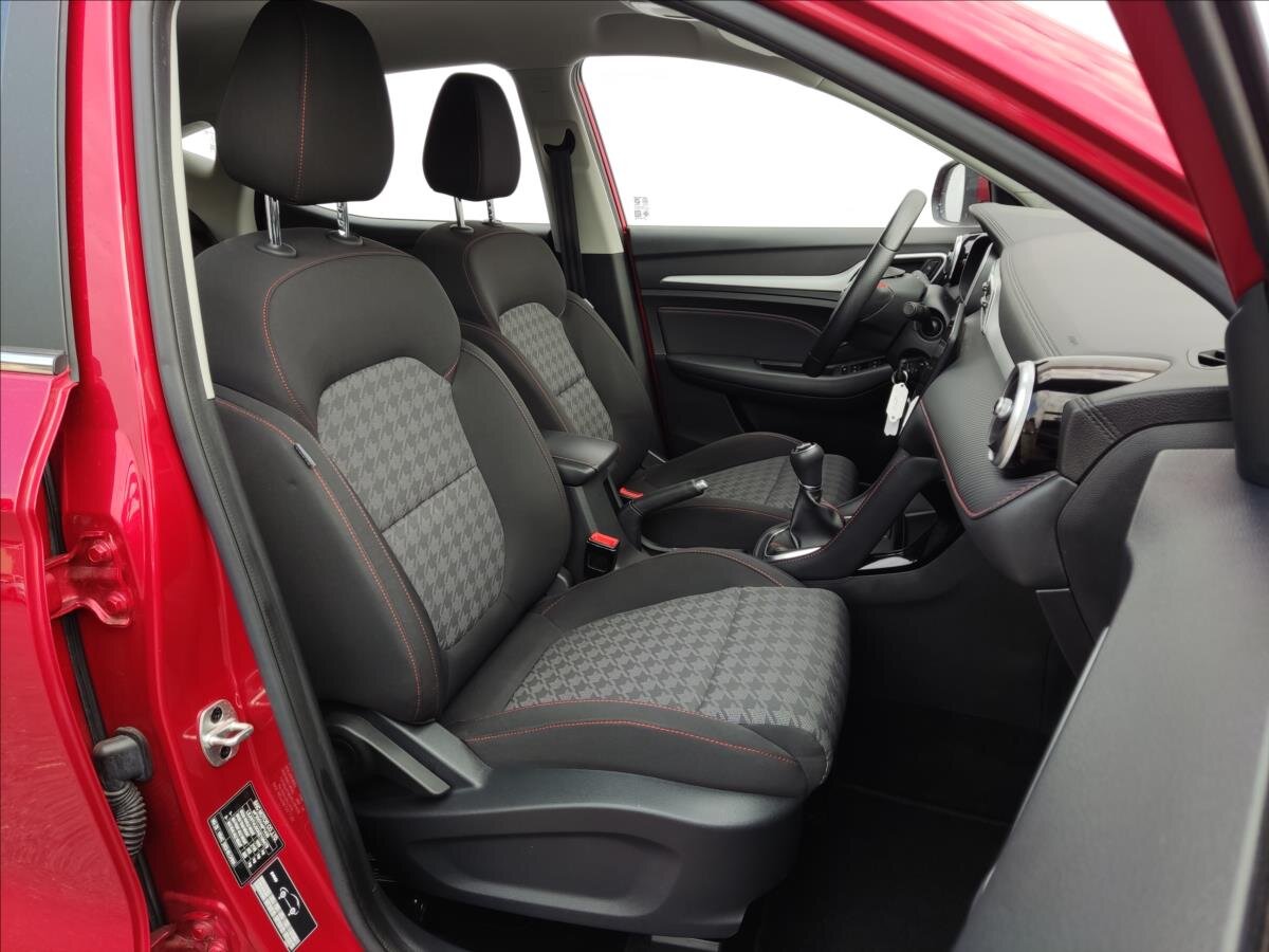 MG ZS SUV / Terénní 1,5 l 78 kw