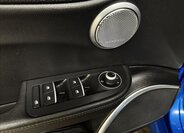 Alfa Romeo Giulia Sedan / Limuzína 2,0 l 206 kw