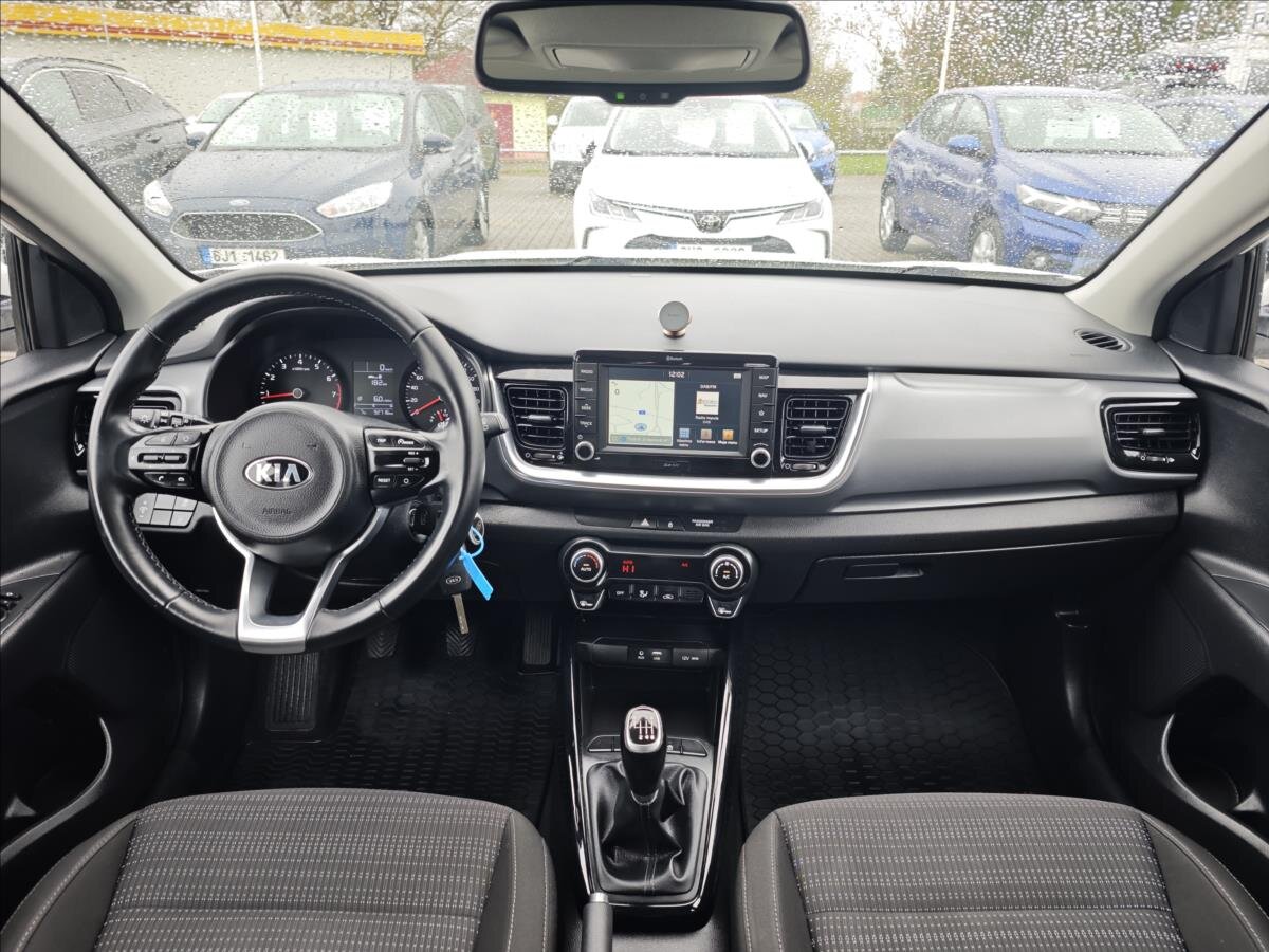 KIA Stonic SUV / Terénní 1,4 l 73 kw
