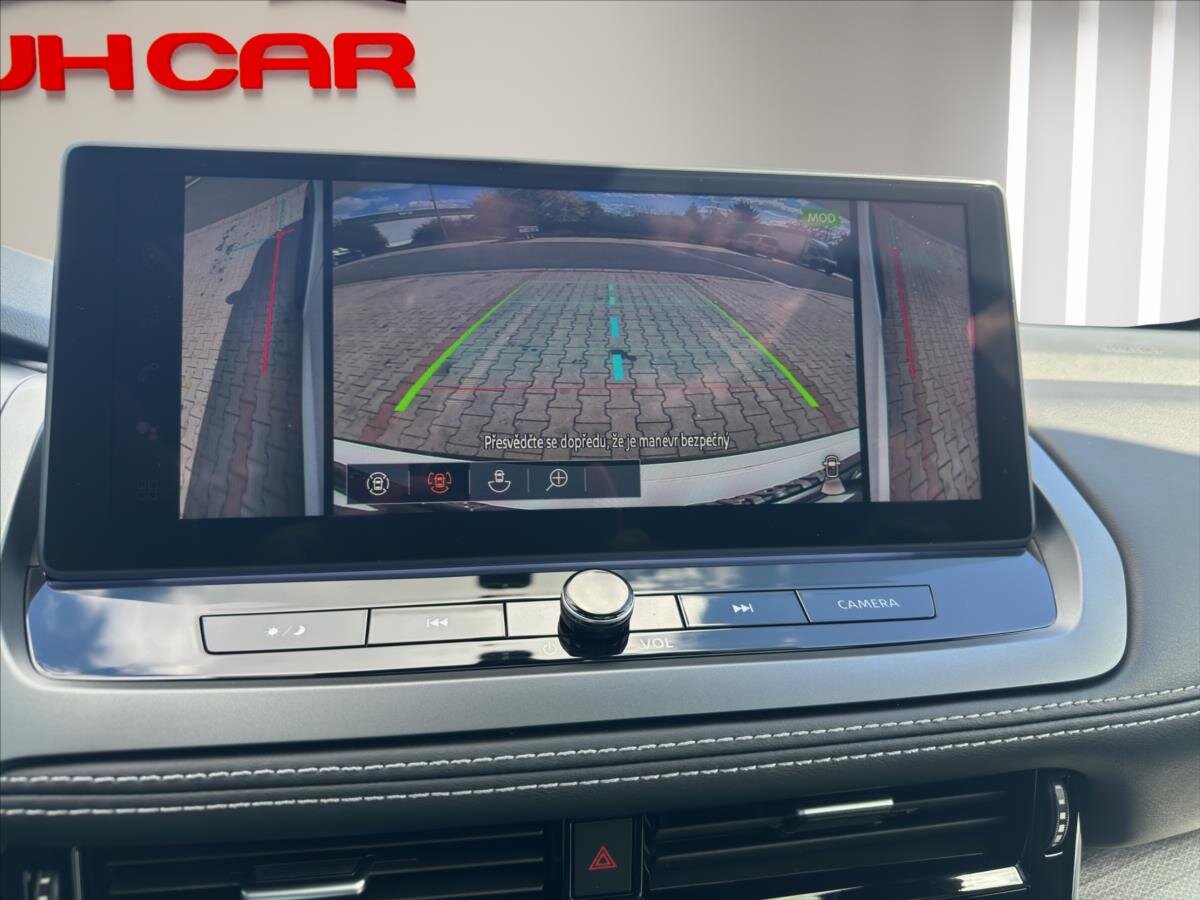 Nissan Qashqai SUV / Terénní 1,3 l 116 kw