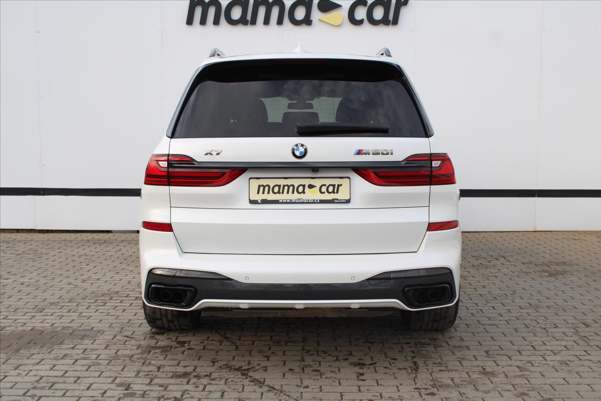 BMW X7 SUV 4,4 l 390 kw