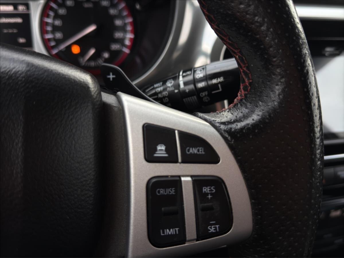 Suzuki Vitara SUV 1,4 l 103 kw