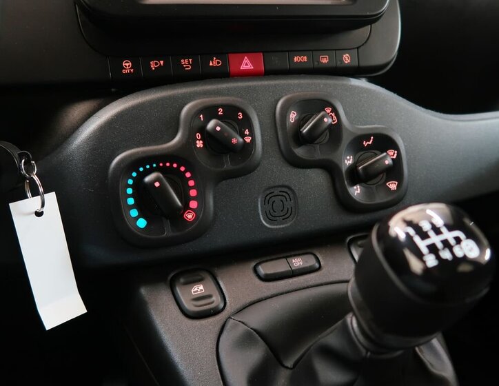 Fiat Panda Hatchback 999,0 52 kw