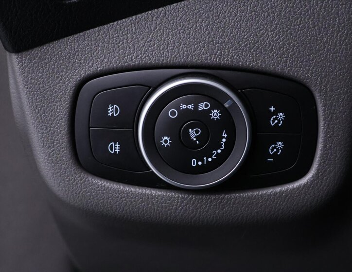 Ford Tourneo Connect MPV 1,5 l 88 kw