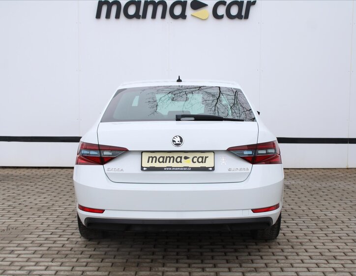 Škoda Superb Liftback 2,0 l 110 kw