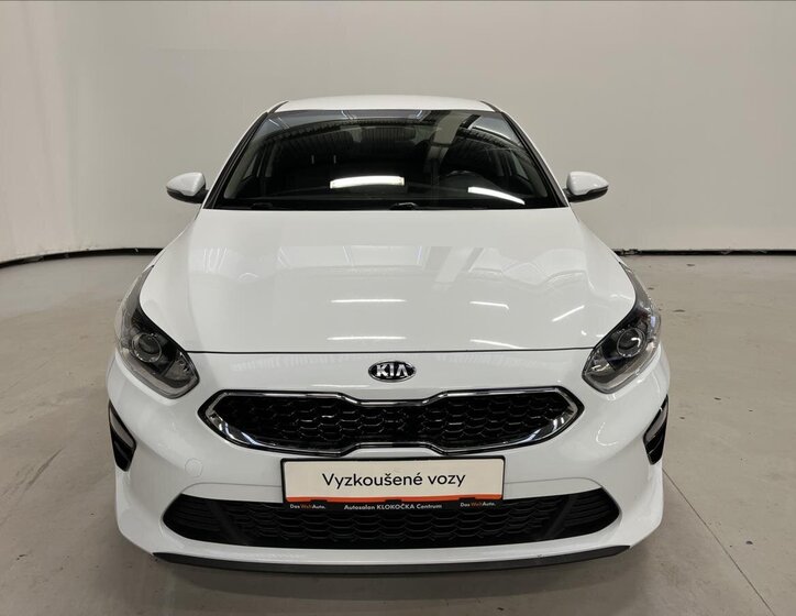 KIA Ceed 4