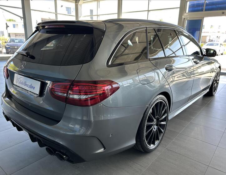 Mercedes-Benz Třídy C 6