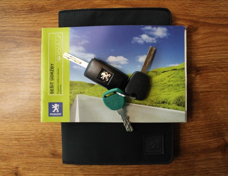 Peugeot 308 Hatchback 1,4 l 70 kw