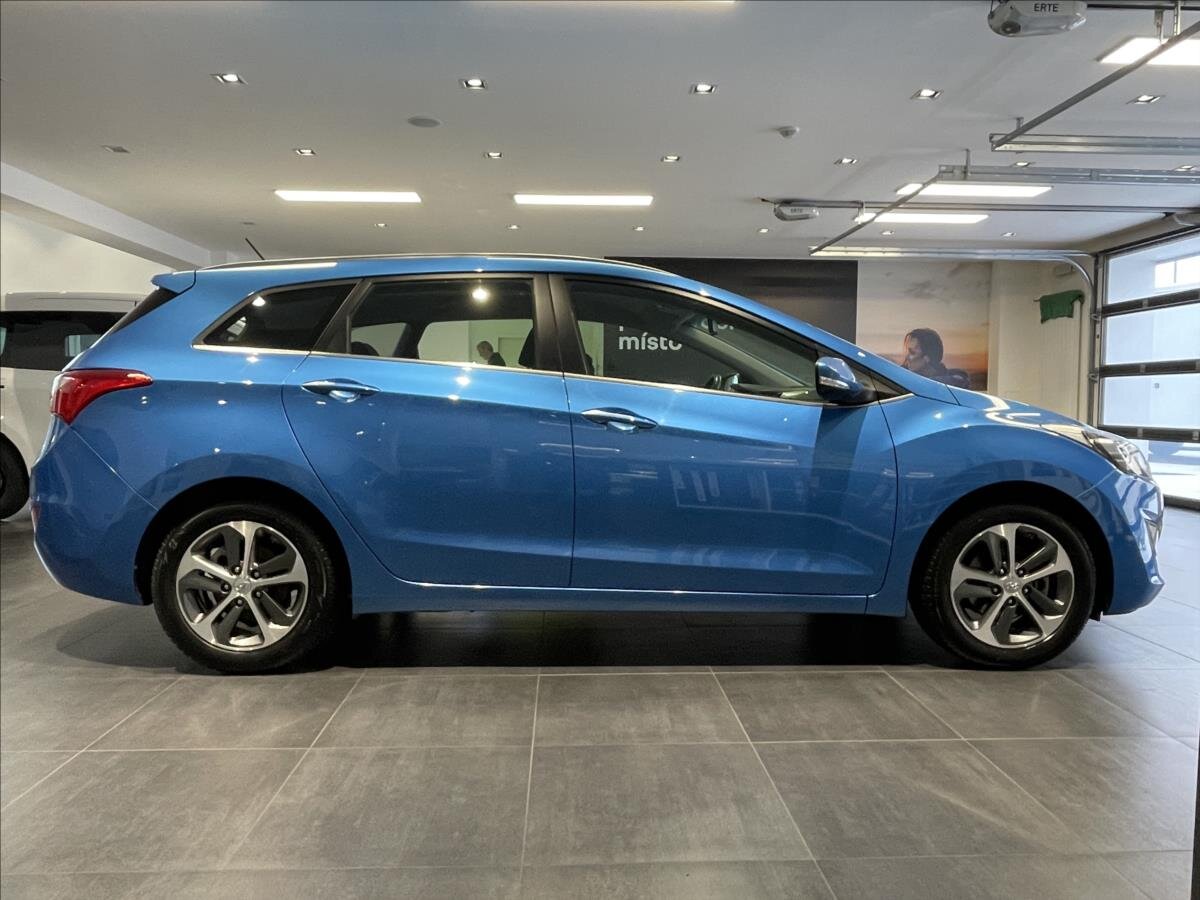 Hyundai i30 Kombi 1,6 l 88 kw