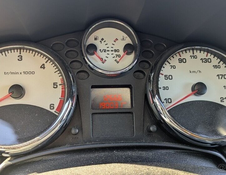 Peugeot 207 Liftback 0,0 68 kw