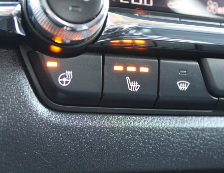 Mazda CX-30 SUV / Terénní 2,0 l 90 kw