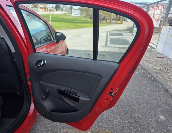 Opel Corsa Hatchback 1,2 l 59 kw