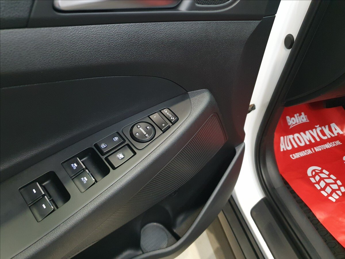 Hyundai Tucson SUV / Terénní 1,6 l 100 kw