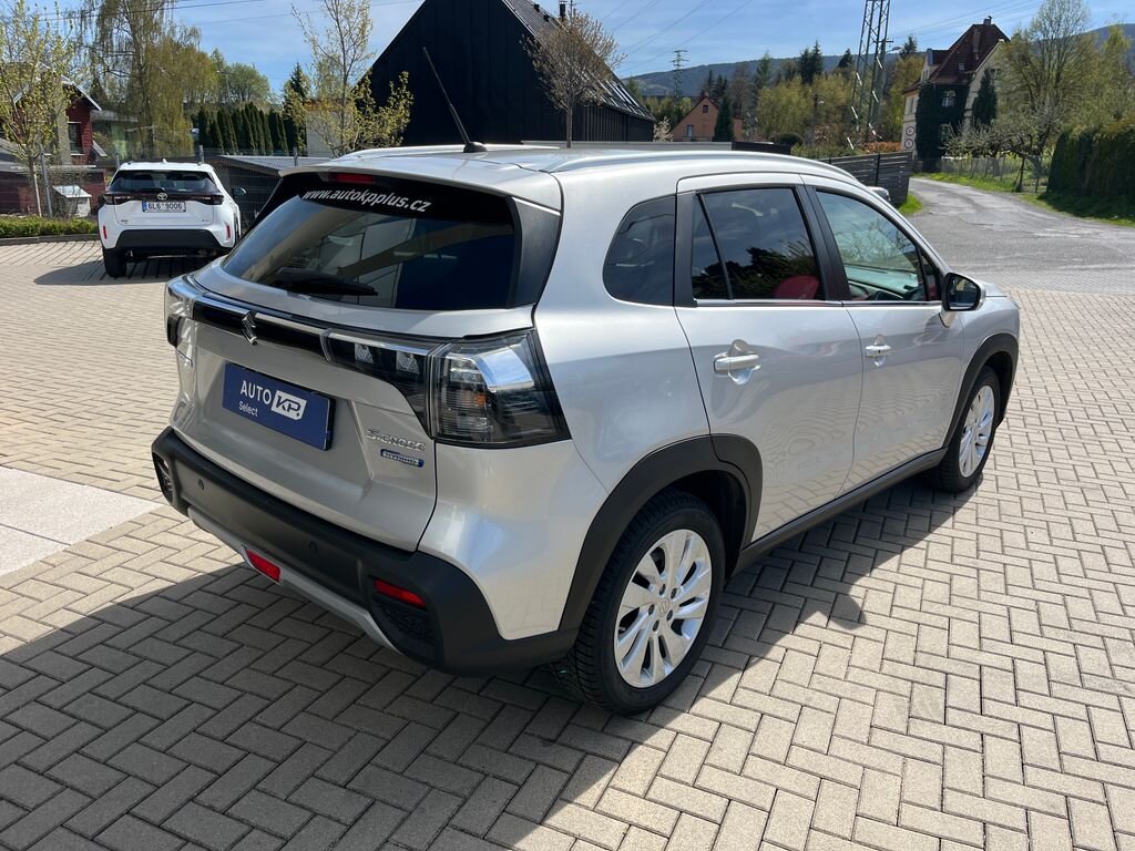 Suzuki S-Cross SUV / Terénní 1,4 l 95 kw