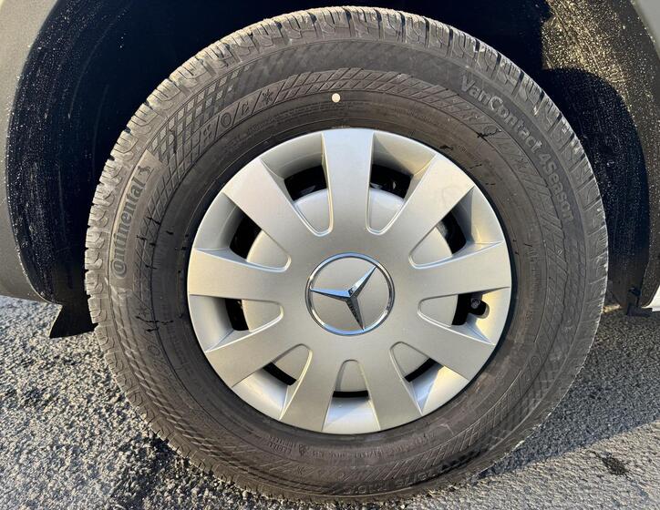 Mercedes-Benz Sprinter 17