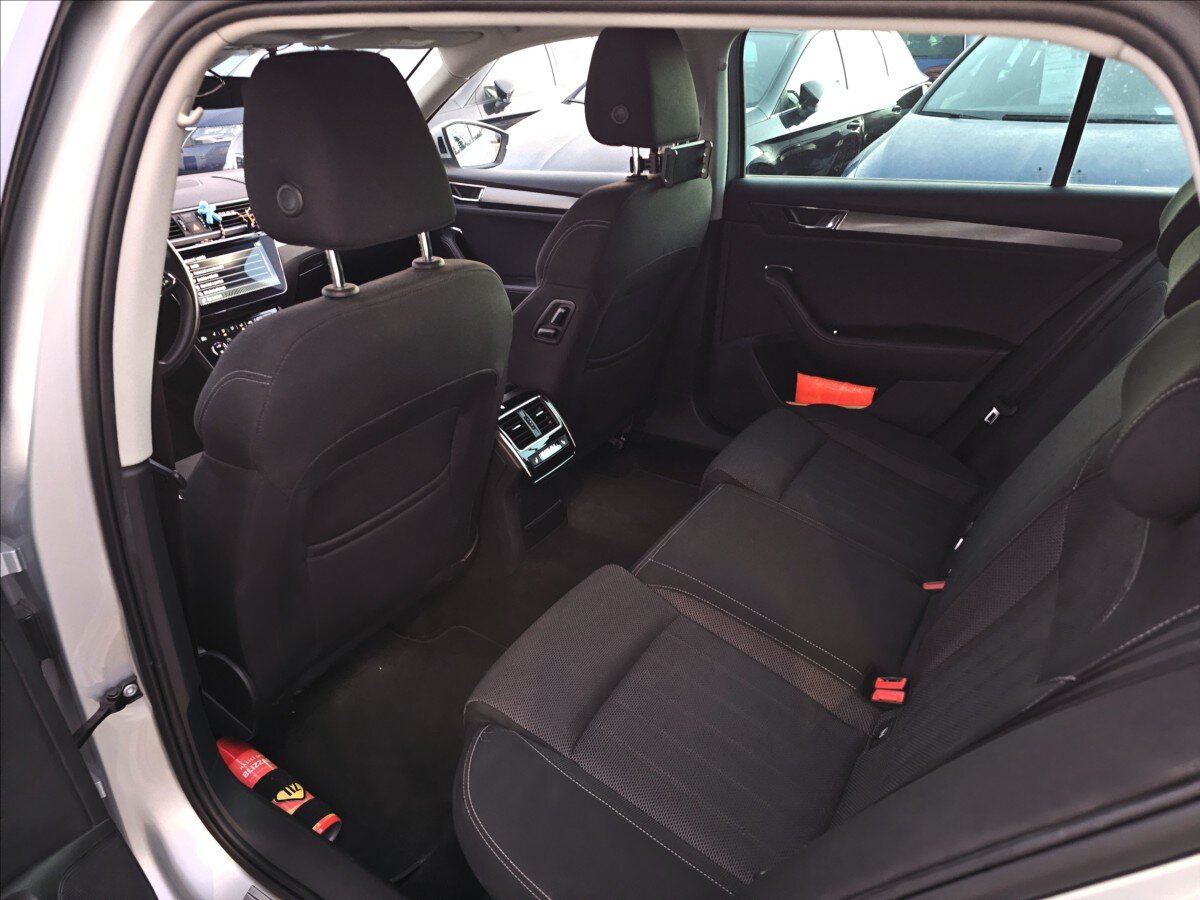 Škoda Superb Kombi 2,0 l 110 kw