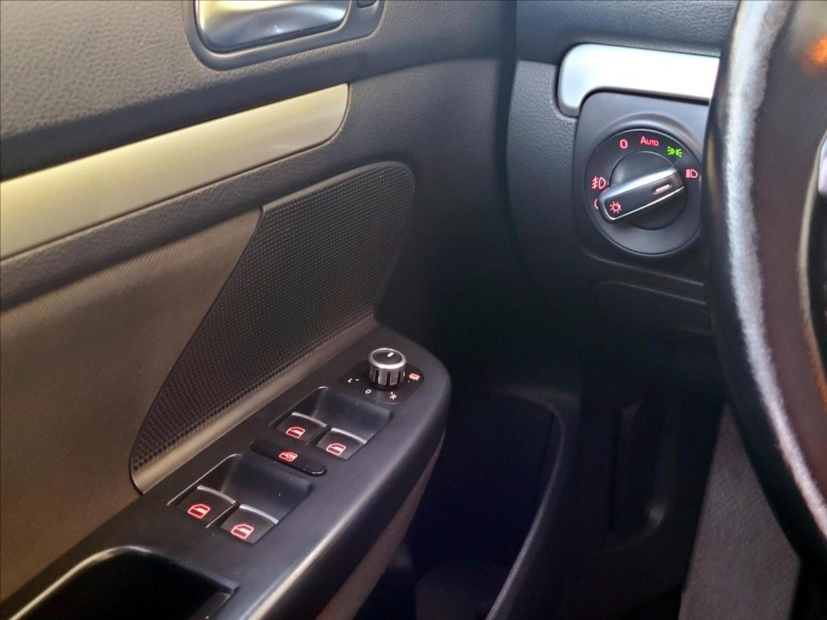 Volkswagen Golf Kombi 1,4 l 90 kw