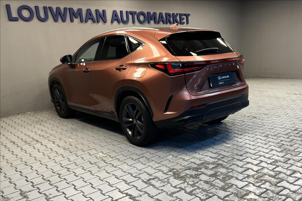 Lexus NX 450h plus