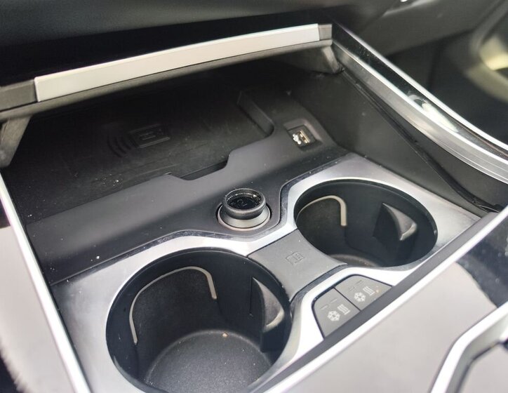 BMW X5 SUV / Terénní 3,0 l 250 kw