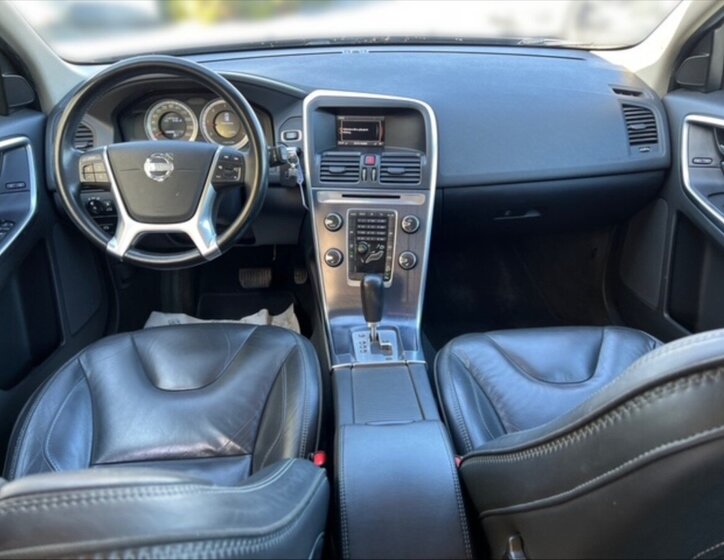 Volvo XC60 SUV / Terénní 2,4 l 158 kw