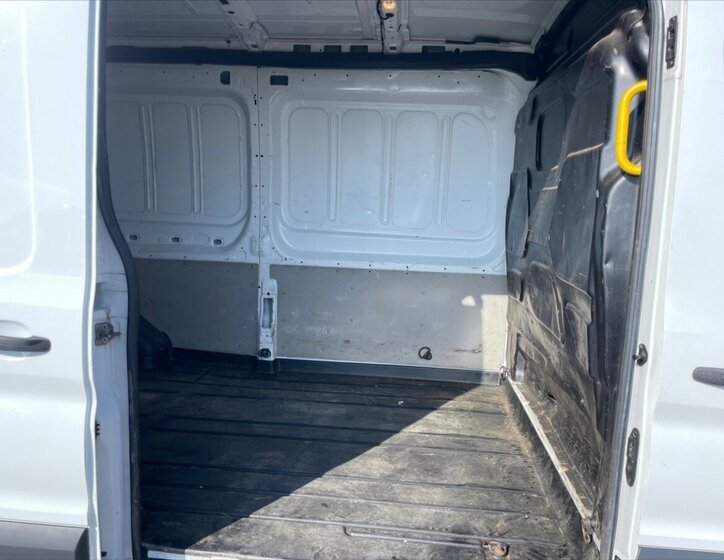 Ford Transit Skříň 2,0 l 77 kw