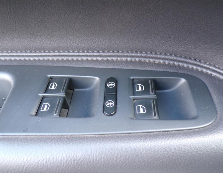 Volkswagen Touareg 11