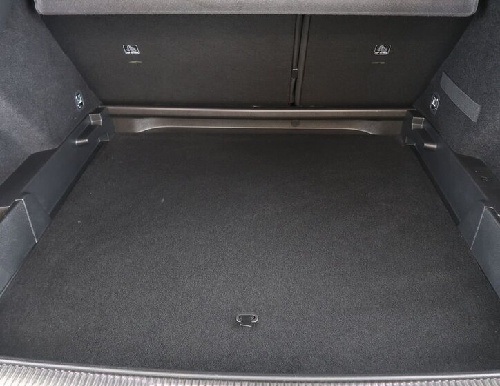 DS Automobiles DS7 Crossback SUV / Terénní 1,6 l 133 kw