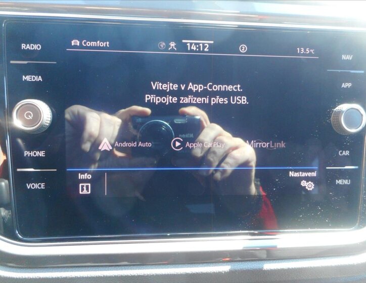 Volkswagen T-Roc SUV / Terénní 1,5 l 110 kw