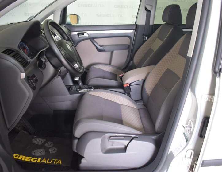 Volkswagen Touran MPV 1,4 l 103 kw