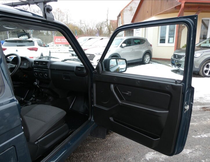 Lada Niva Ostatní 1,7 l 61 kw