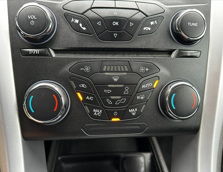 Ford Mondeo Kombi 1,6 l 85 kw