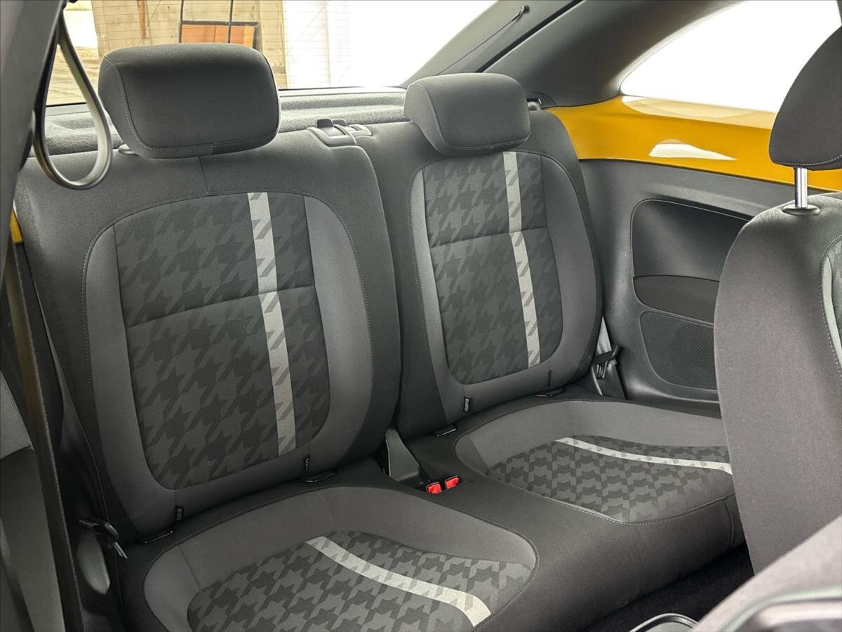 Volkswagen Beetle Hatchback 1,2 l 77 kw