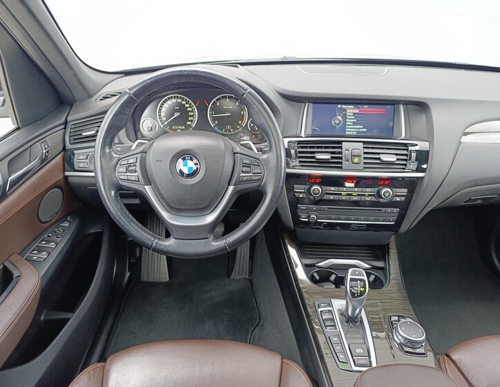 BMW X3 SUV / Terénní 3,0 l 230 kw