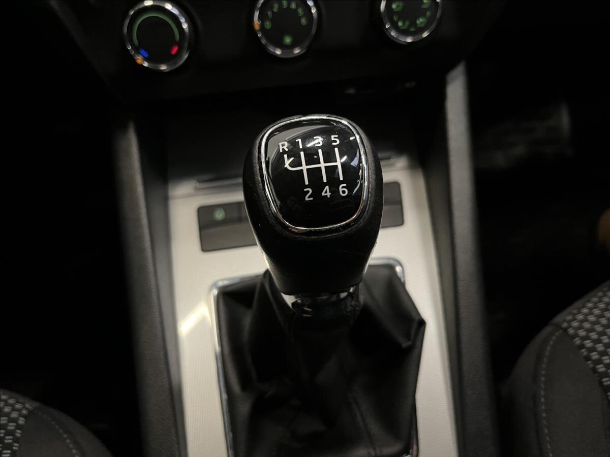 Škoda Octavia Liftback 1,2 l 81 kw