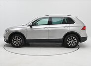 Volkswagen Tiguan 8
