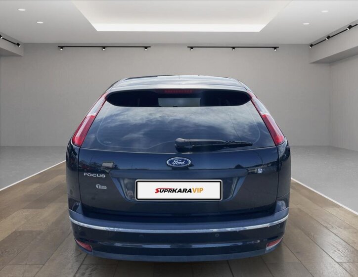 Ford Focus Hatchback 1,6 l 74 kw