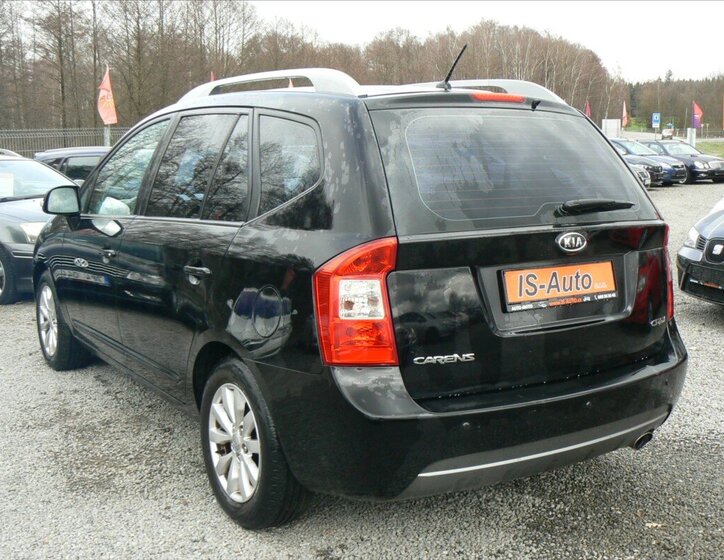 KIA Carens Hatchback 1,6 l 94 kw
