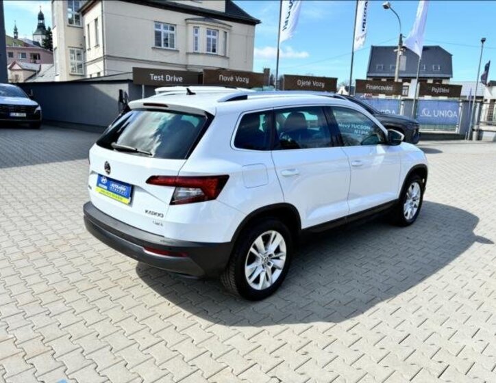 Škoda Karoq SUV / Terénní 2,0 l 110 kw