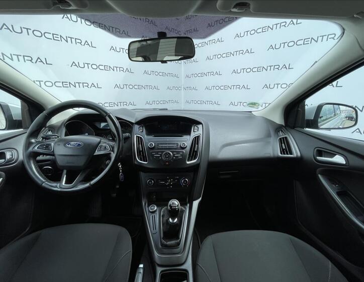 Ford Focus 16