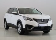 Peugeot 5008 SUV 1,2 l 96 kw