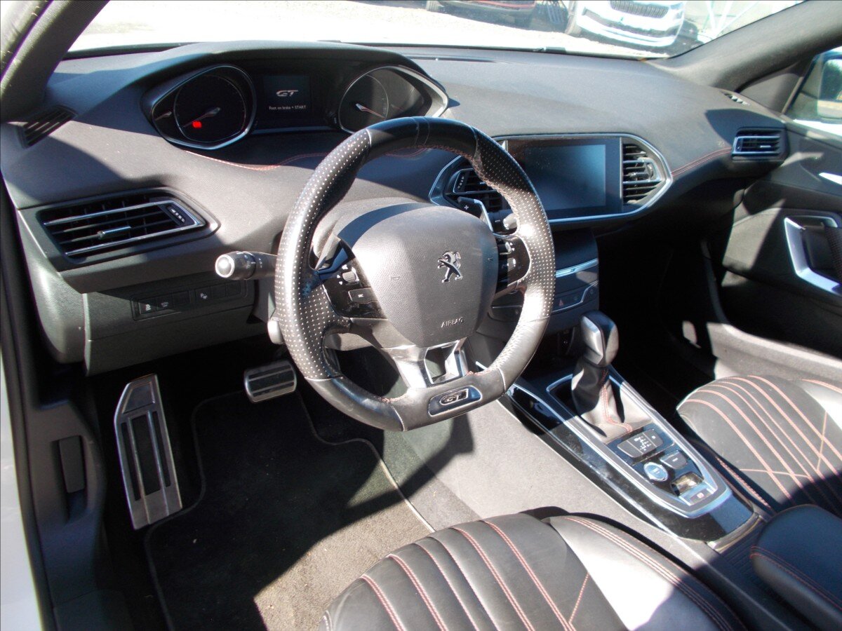 Peugeot 308 Kombi 2,0 l 133 kw