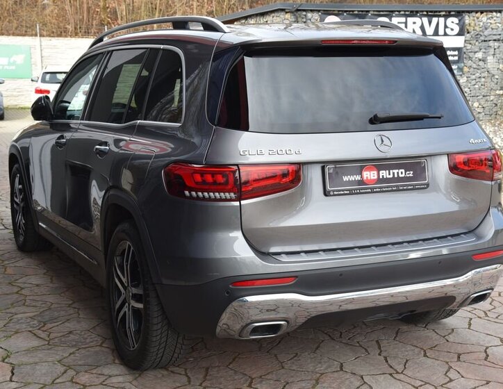 Mercedes-Benz GLB SUV / Terénní 2,0 l 110 kw