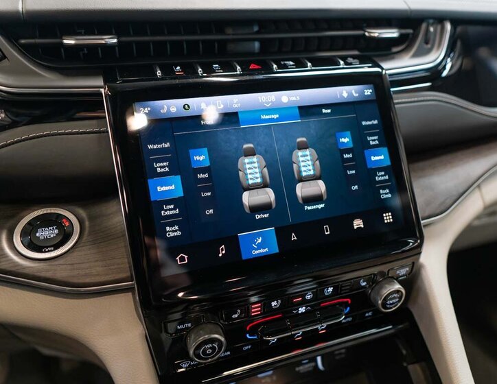 Jeep Grand Cherokee 29