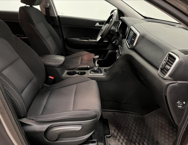 KIA Sportage 21