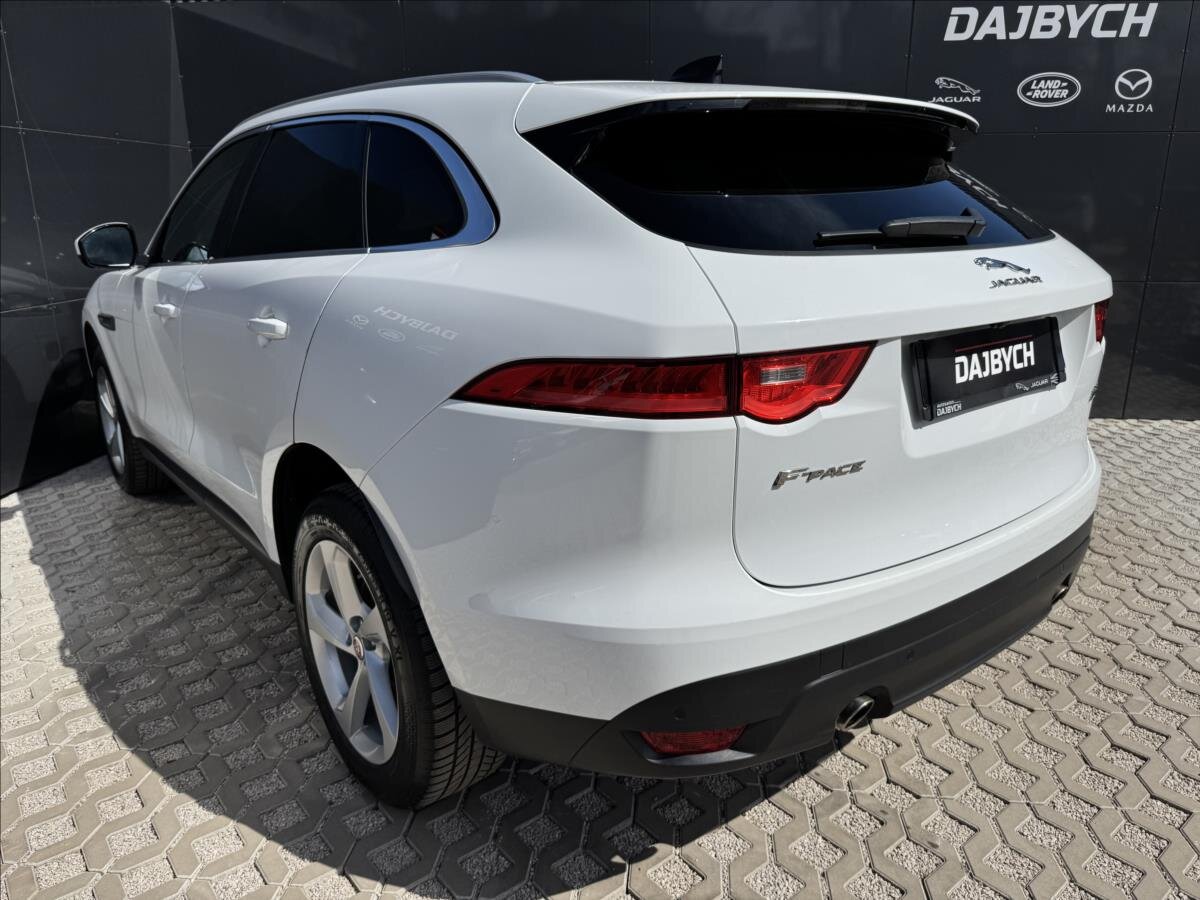Jaguar F-Pace SUV / Terénní 2,0 l 184 kw