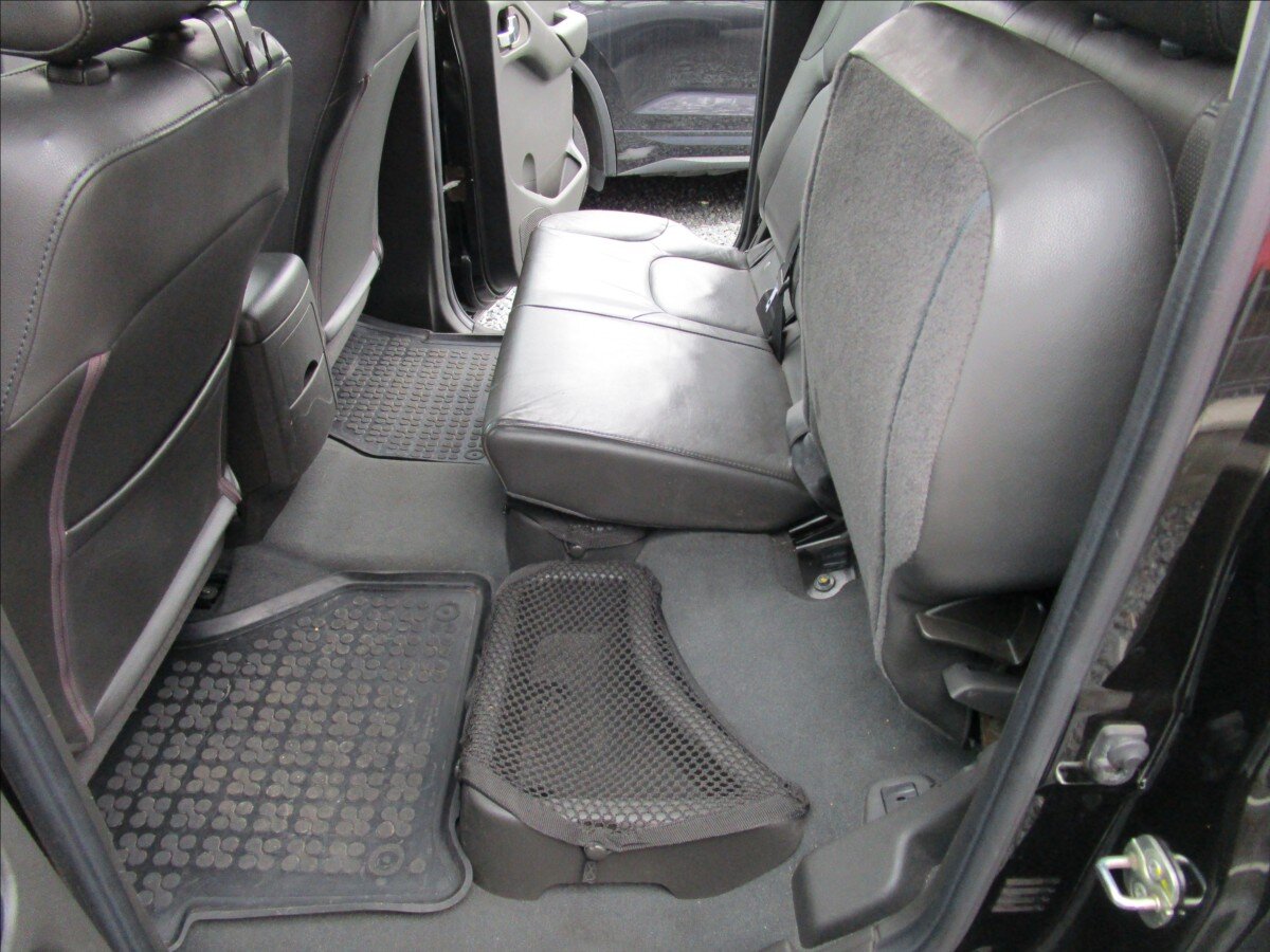 Nissan Navara Ostatní 2,5 l 126 kw